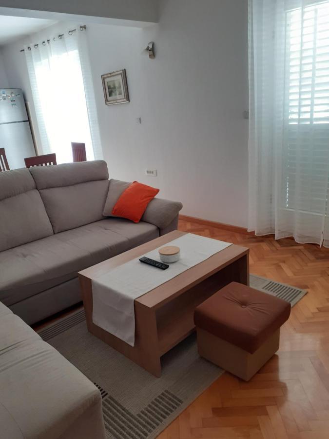 Apartman Maja & Marin Apartment Биоград на Мору Екстериор снимка